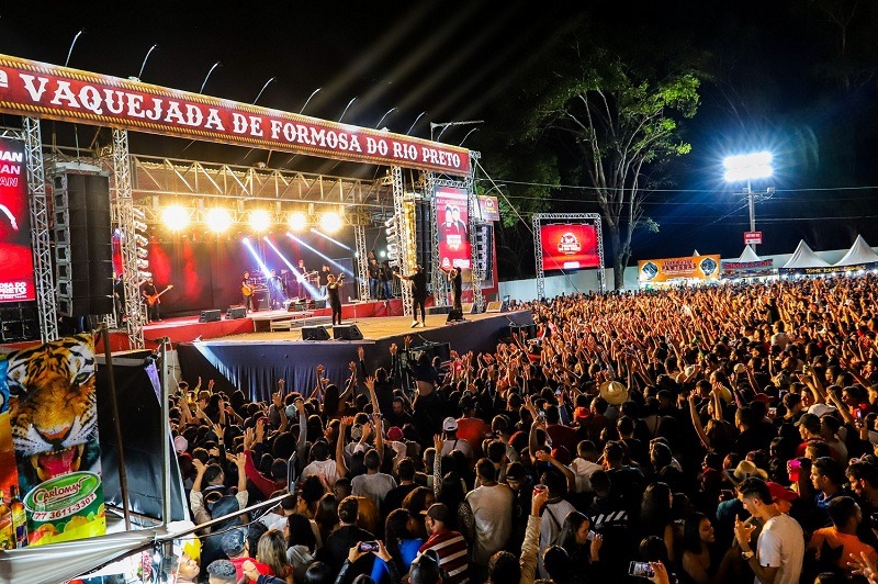 VAQUEJADA DE FORMOSA DO RIO PRETO: A Melhor da Bahia Retorna com 170 Mil em Prêmios e Shows Nacionais!