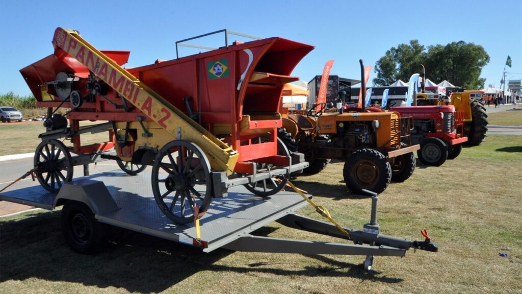 BAHIA FARM SHOW 2023:<br> Exposição de máquinas antigas contará a história dos pioneiros do agronegócio baiano