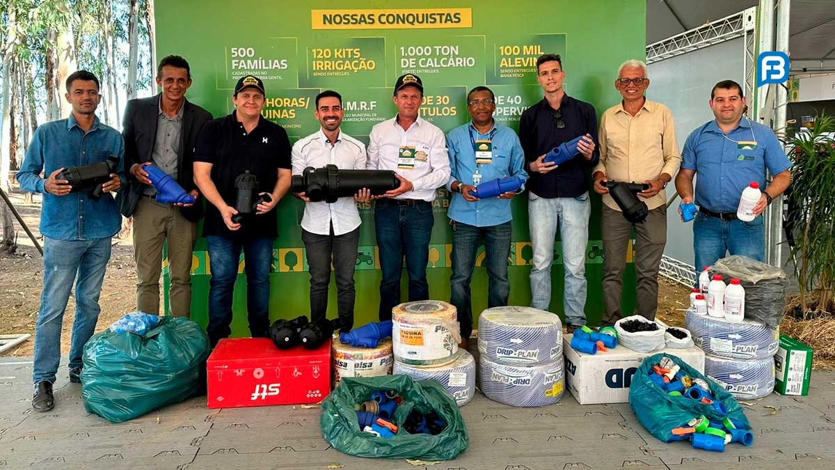 Pequenos agricultores recebem kits de irrigação da Abapa na Bahia Farm Show