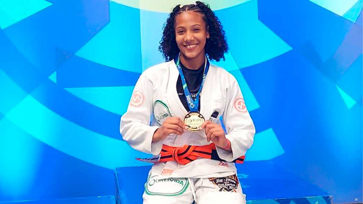 Lara Cordeiro conquista ouro no Kids International de Jiu-Jitsu