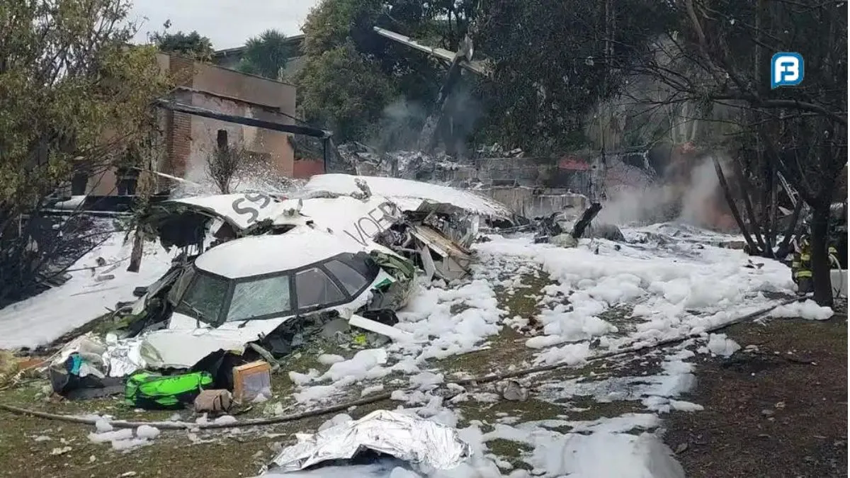 queda do avião em vinhedo