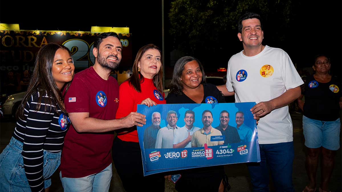 Danilo e Antonio Henrique valorizam grupo em material eleitoral