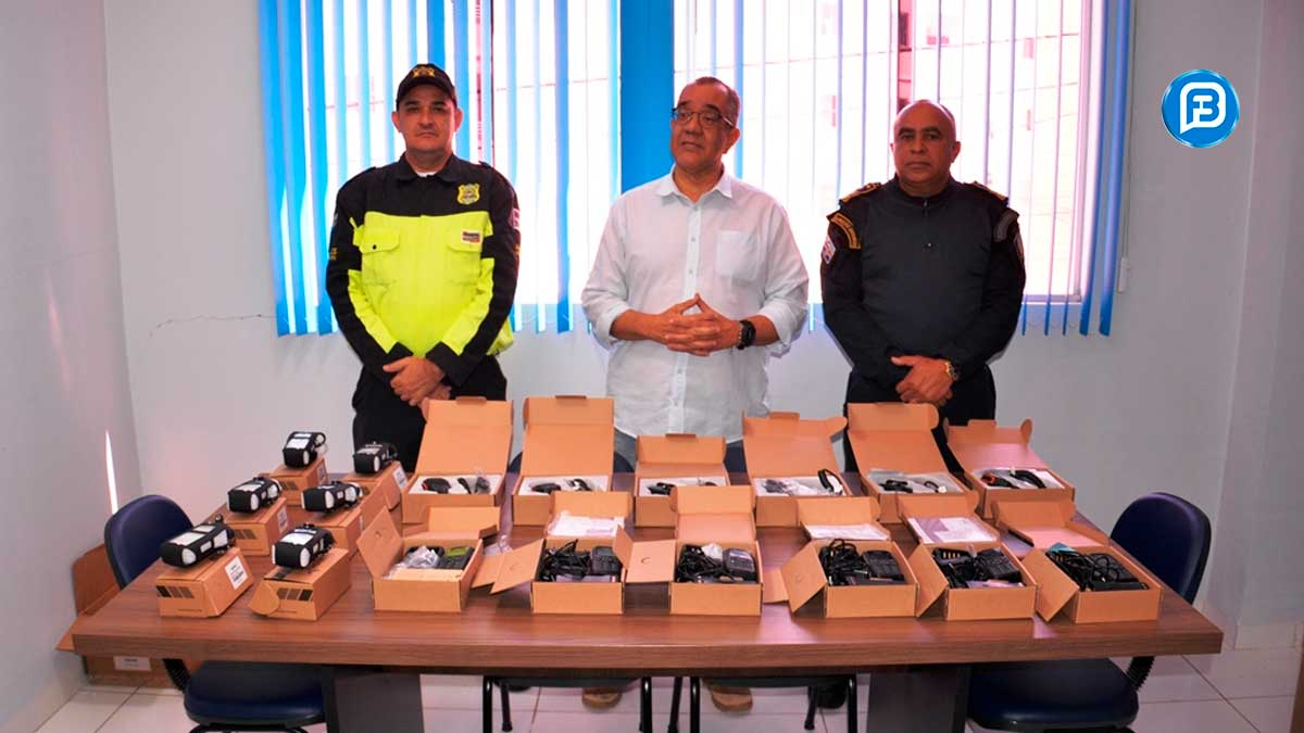 Barreiras recebe novos rádios digitais para GCM e Cootrans