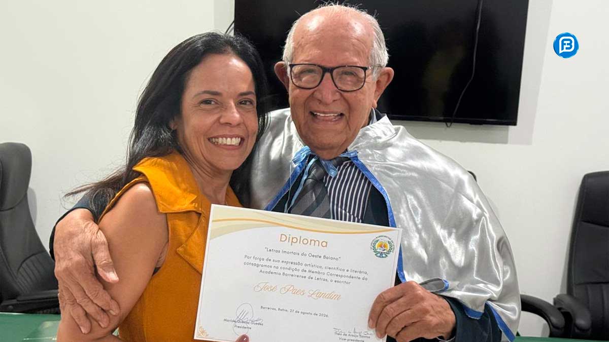 A GRANDEZA DOS HUMILDES: Aos 98 anos, José Paes Landim exalta a Academia Barreirense de Letras