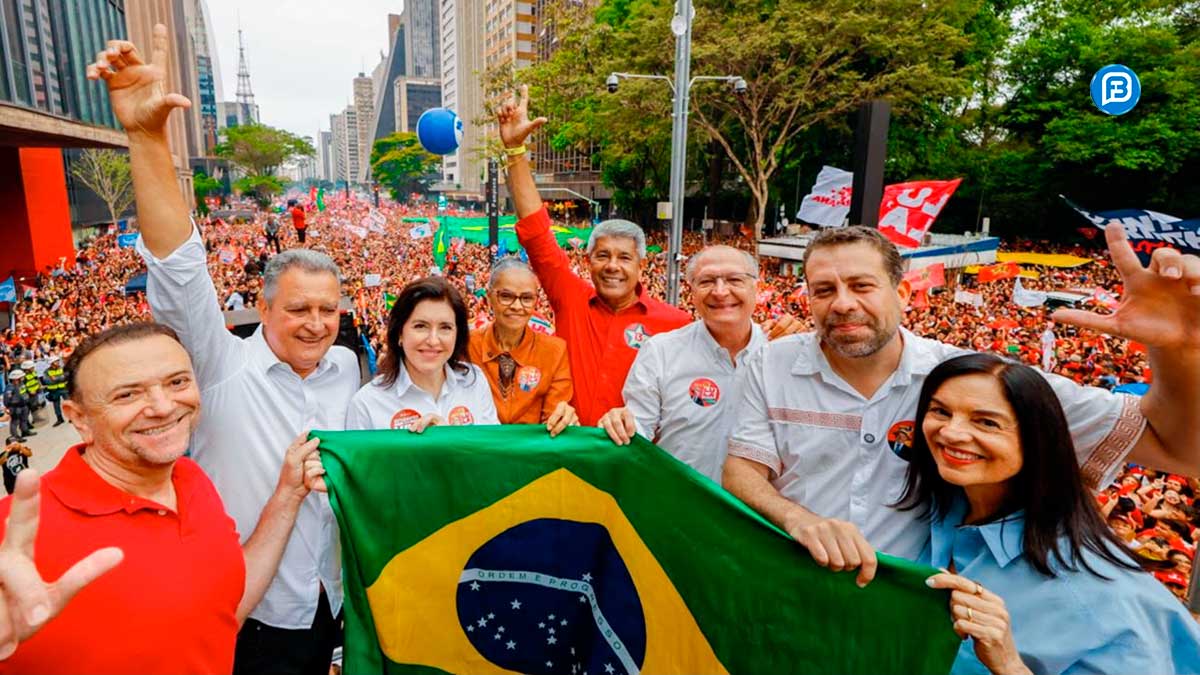 Jerônimo defende união do Brasil em ato com Lula em SP